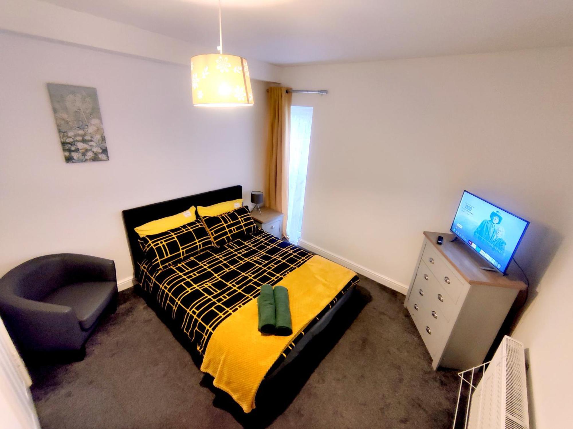House Share With Few Ensuite Rooms Near Southmead Bristol Exterior photo