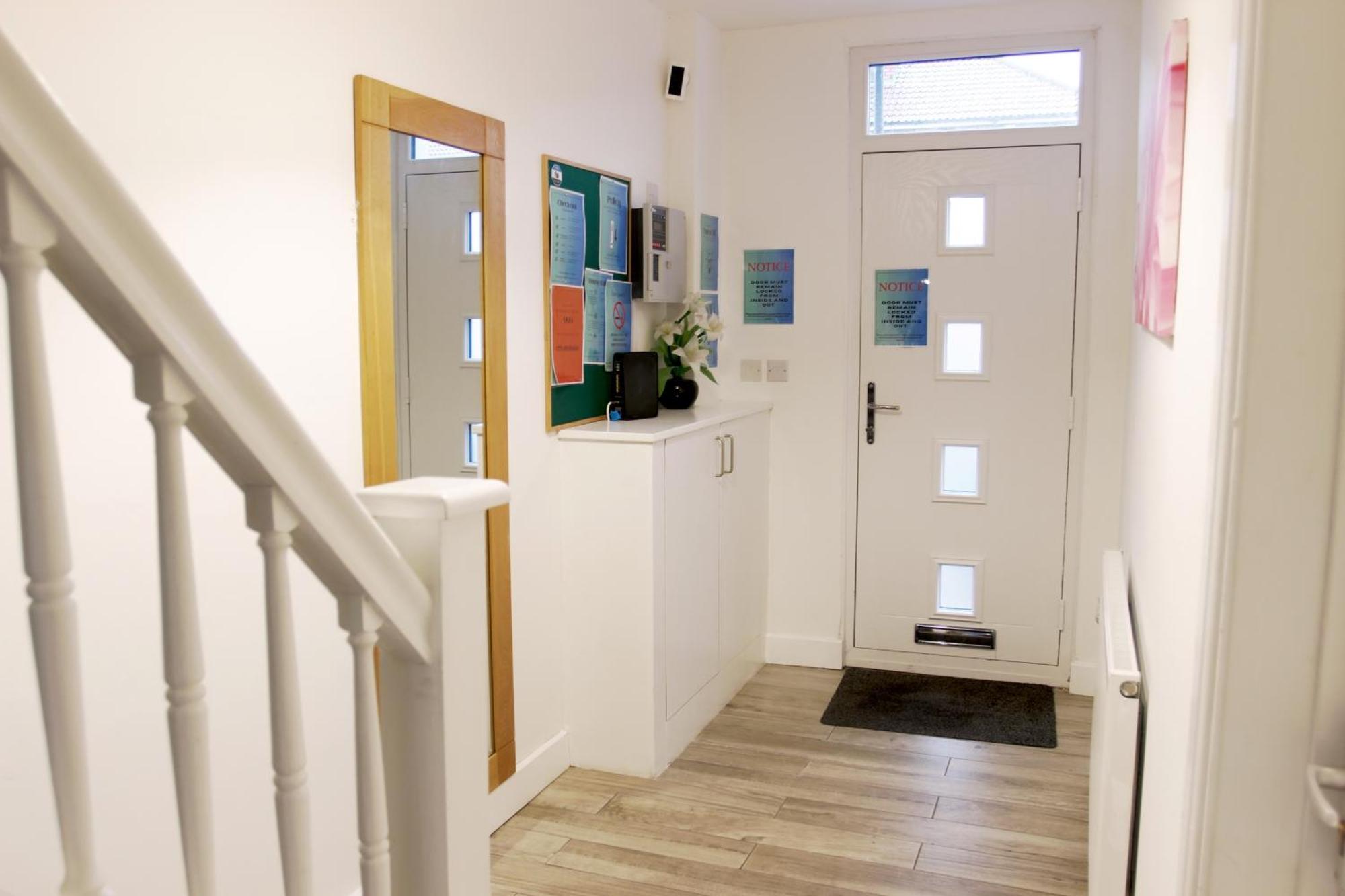 House Share With Few Ensuite Rooms Near Southmead Bristol Exterior photo