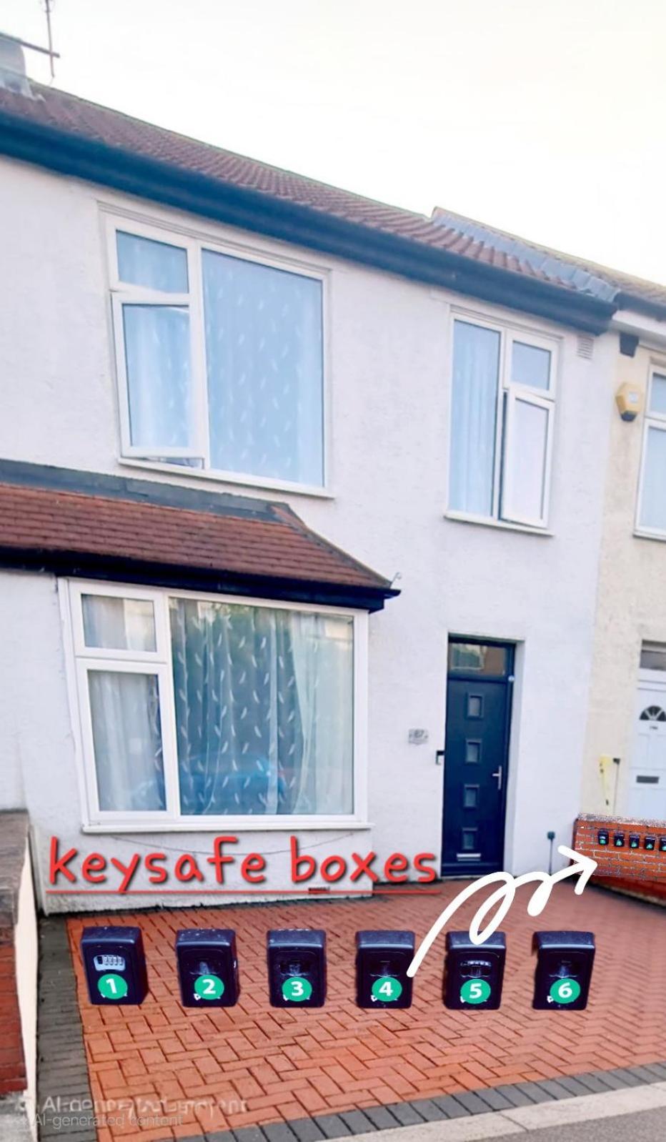 House Share With Few Ensuite Rooms Near Southmead Bristol Exterior photo