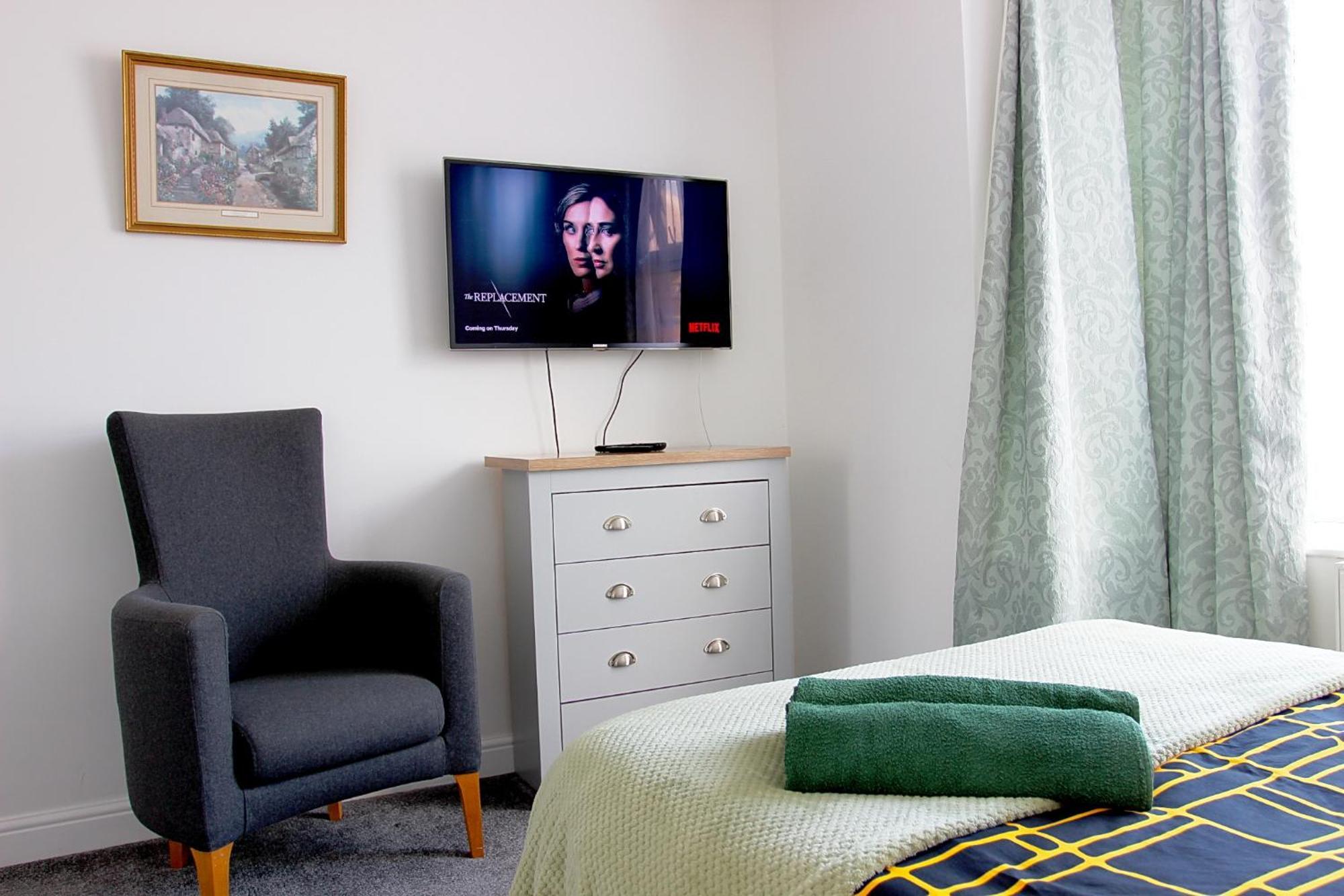 House Share With Few Ensuite Rooms Near Southmead Bristol Exterior photo